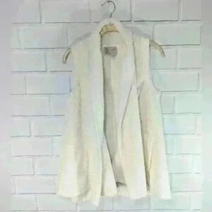 Anthro Saturday Sunday White Textured Faux Fur Open Besty